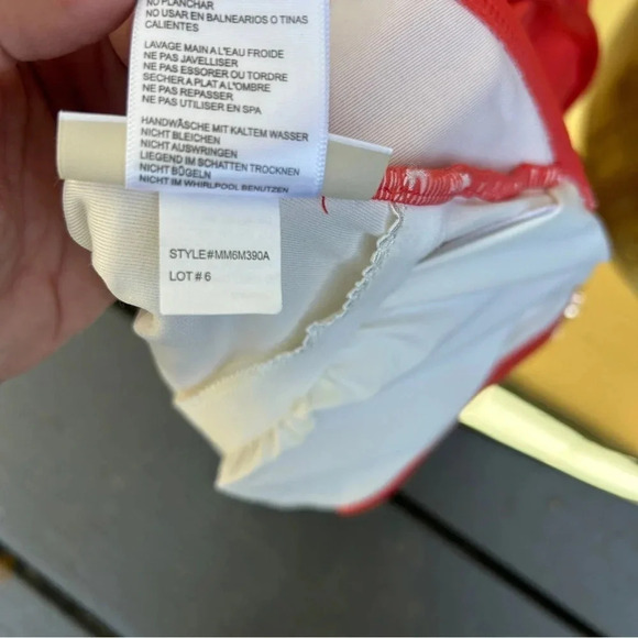 Michael Kors Orange Solids Logo Gold Chain One-Piece Swimsuit Women’s Size 6 - Picture 12 of 12